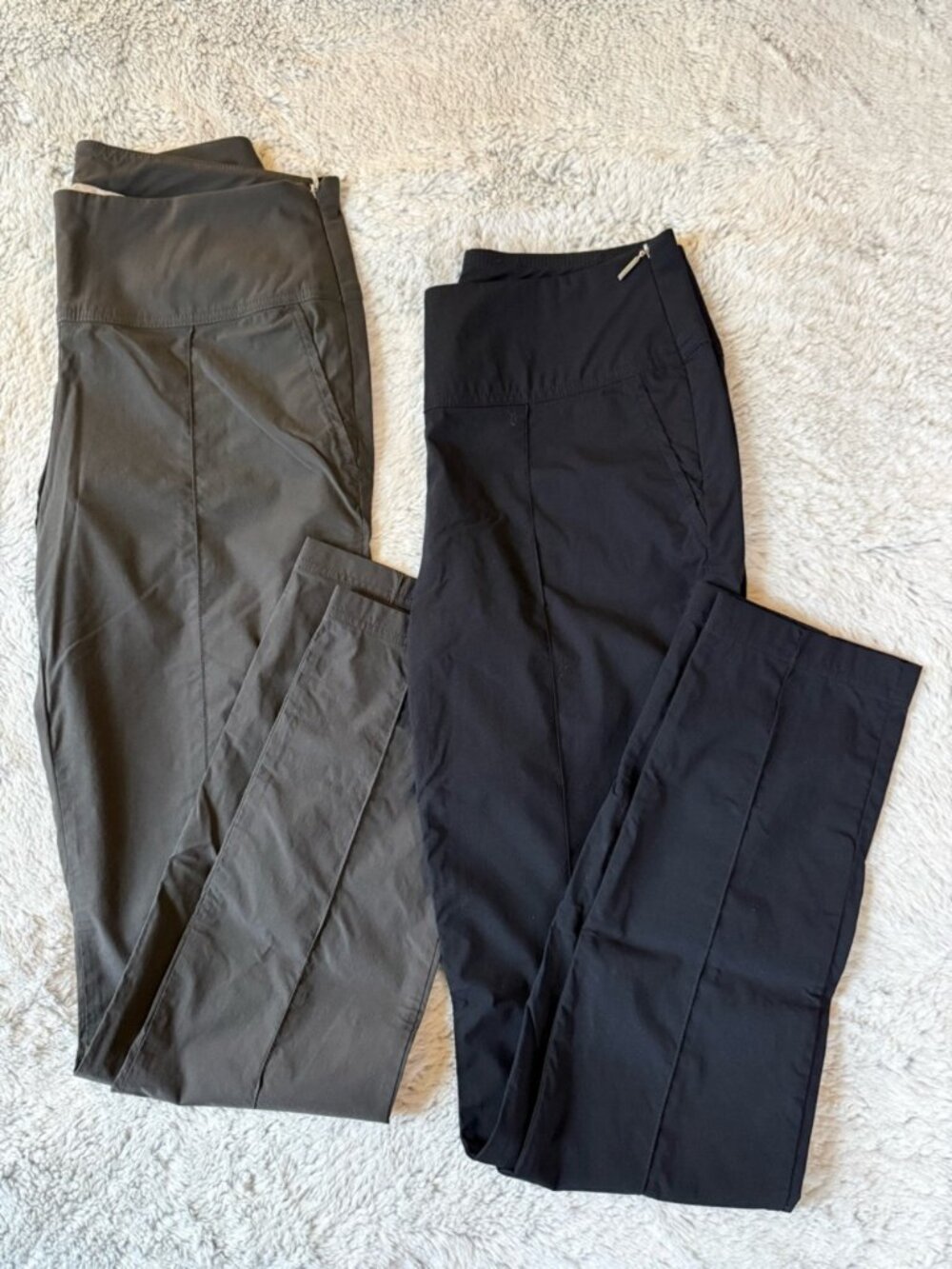 Two Pairs - Anatomie Sonia Curvy Side Zip Travel Pant -  XS (Navy and Dark Gray)